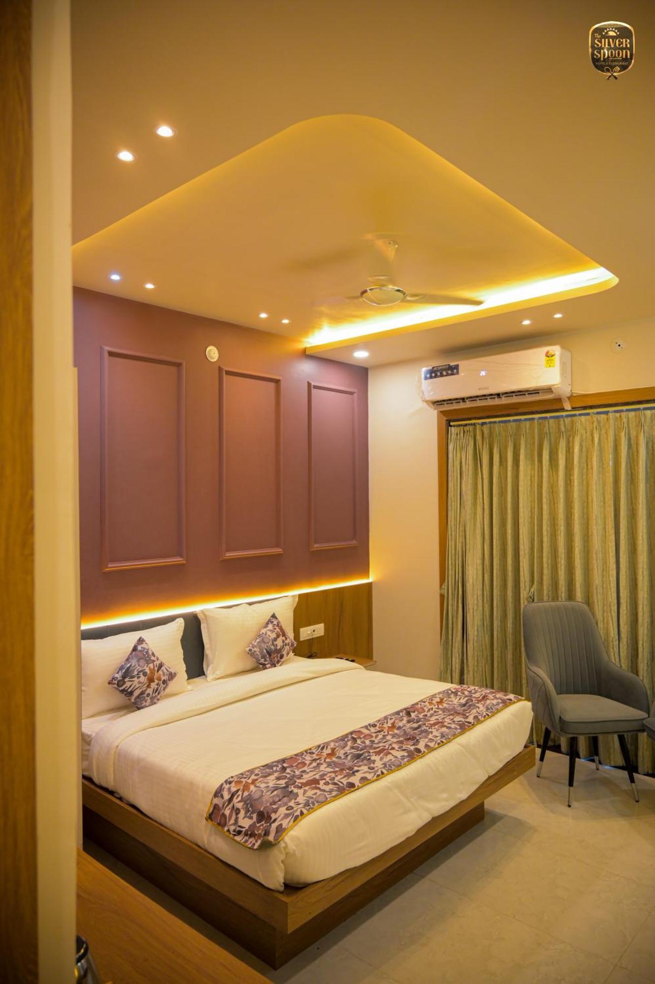 The Silver Spoon Hotel & Restaurant Būndi Εξωτερικό φωτογραφία